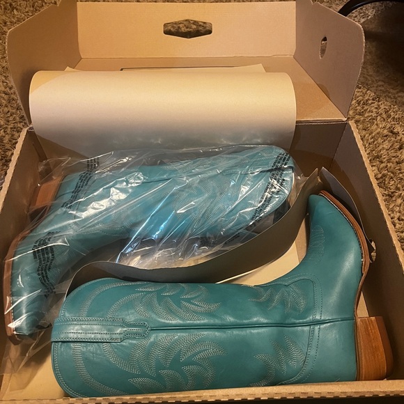 Tecovas Annie Lagoon Bovine cowboy Boots - Picture 5 of 8